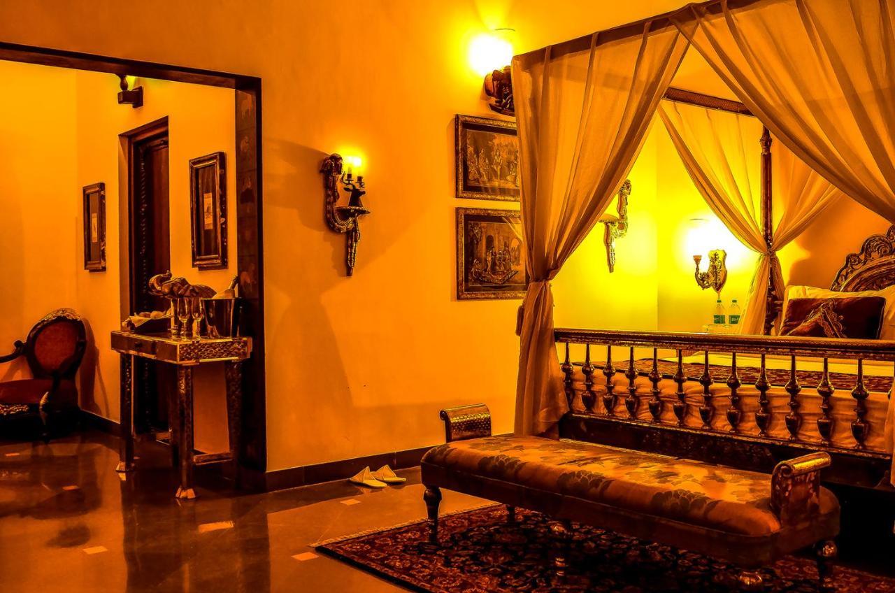 The Royal Retreat Resort & Spa Udaipur Exterior foto