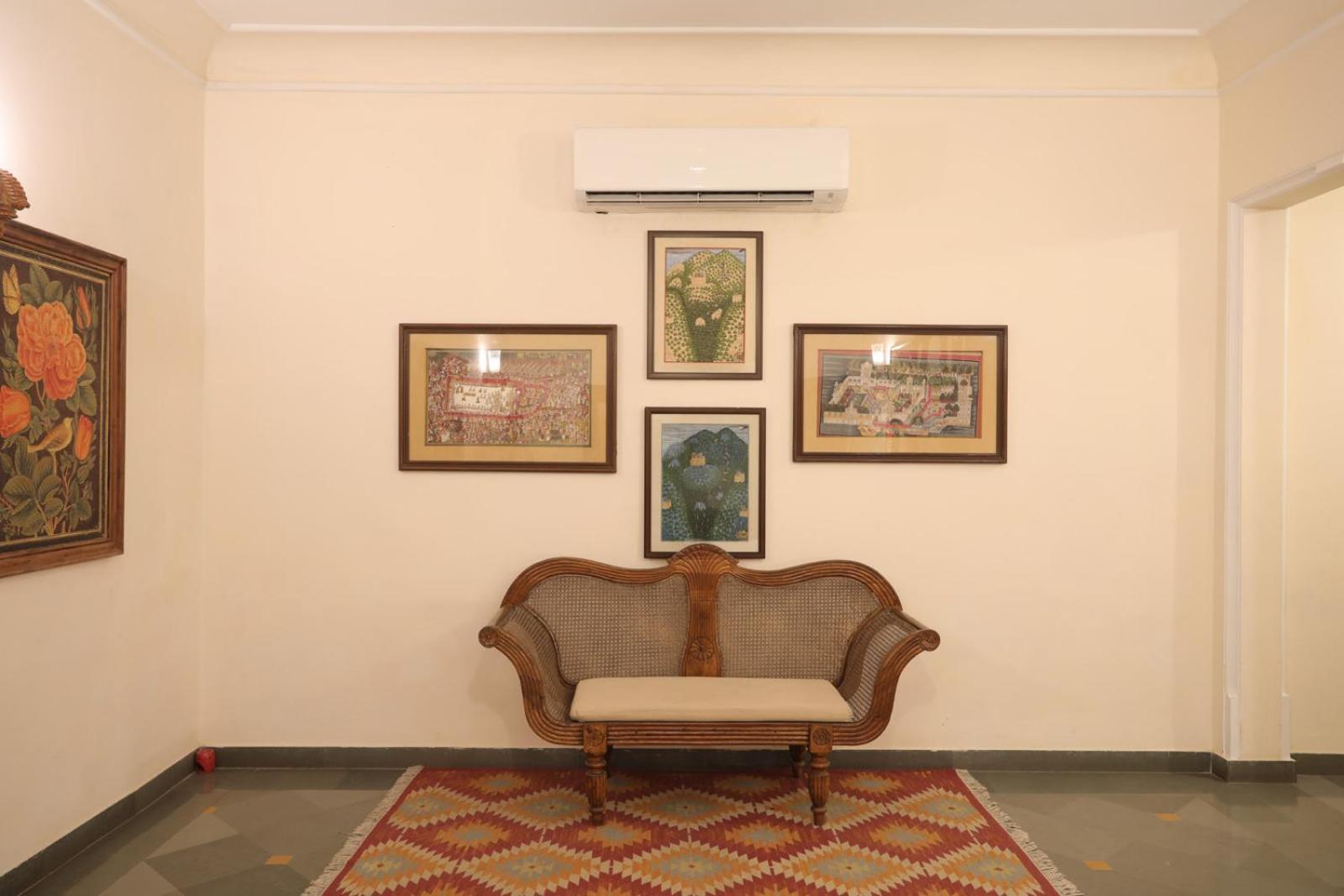 The Royal Retreat Resort & Spa Udaipur Exterior foto