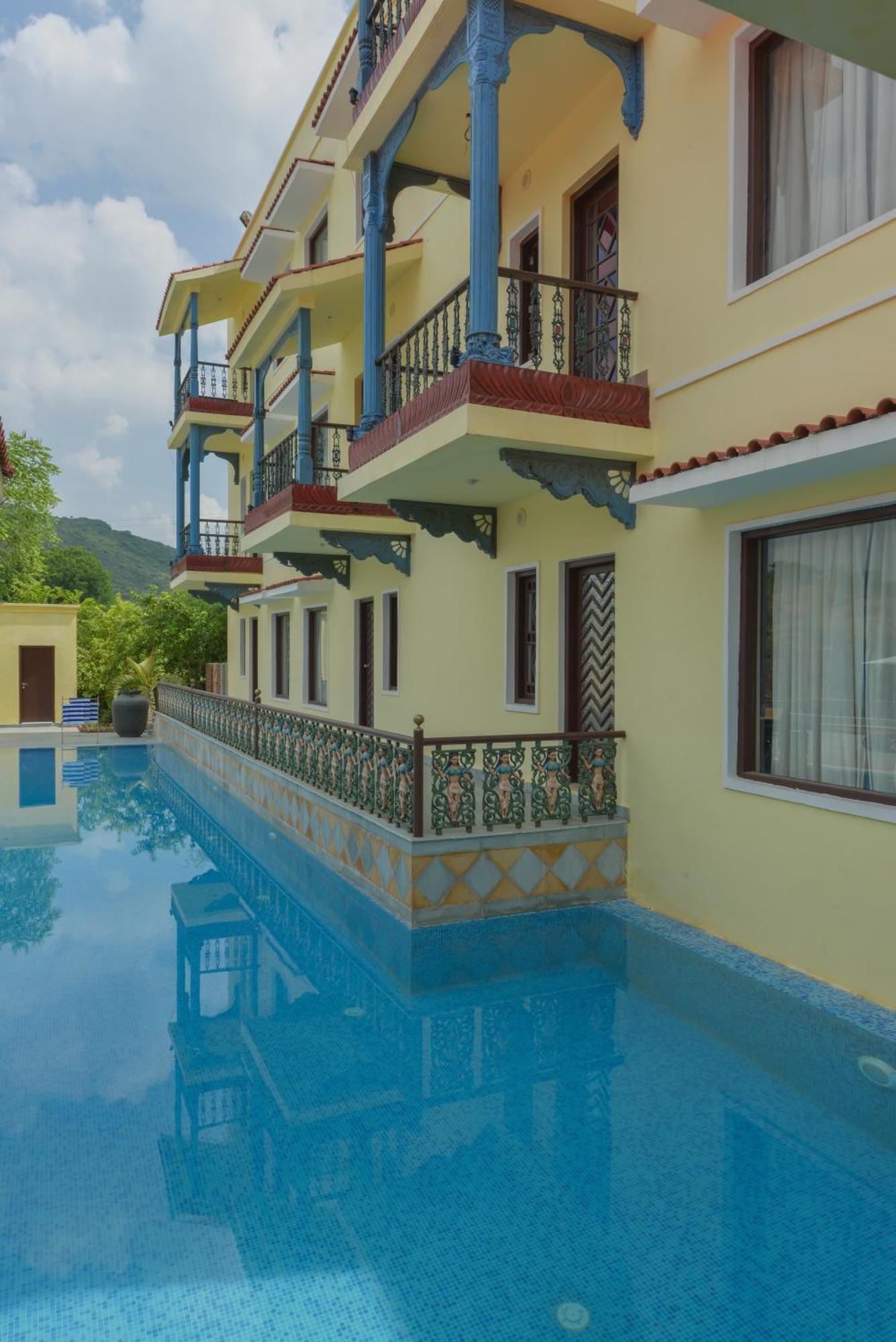 The Royal Retreat Resort & Spa Udaipur Exterior foto