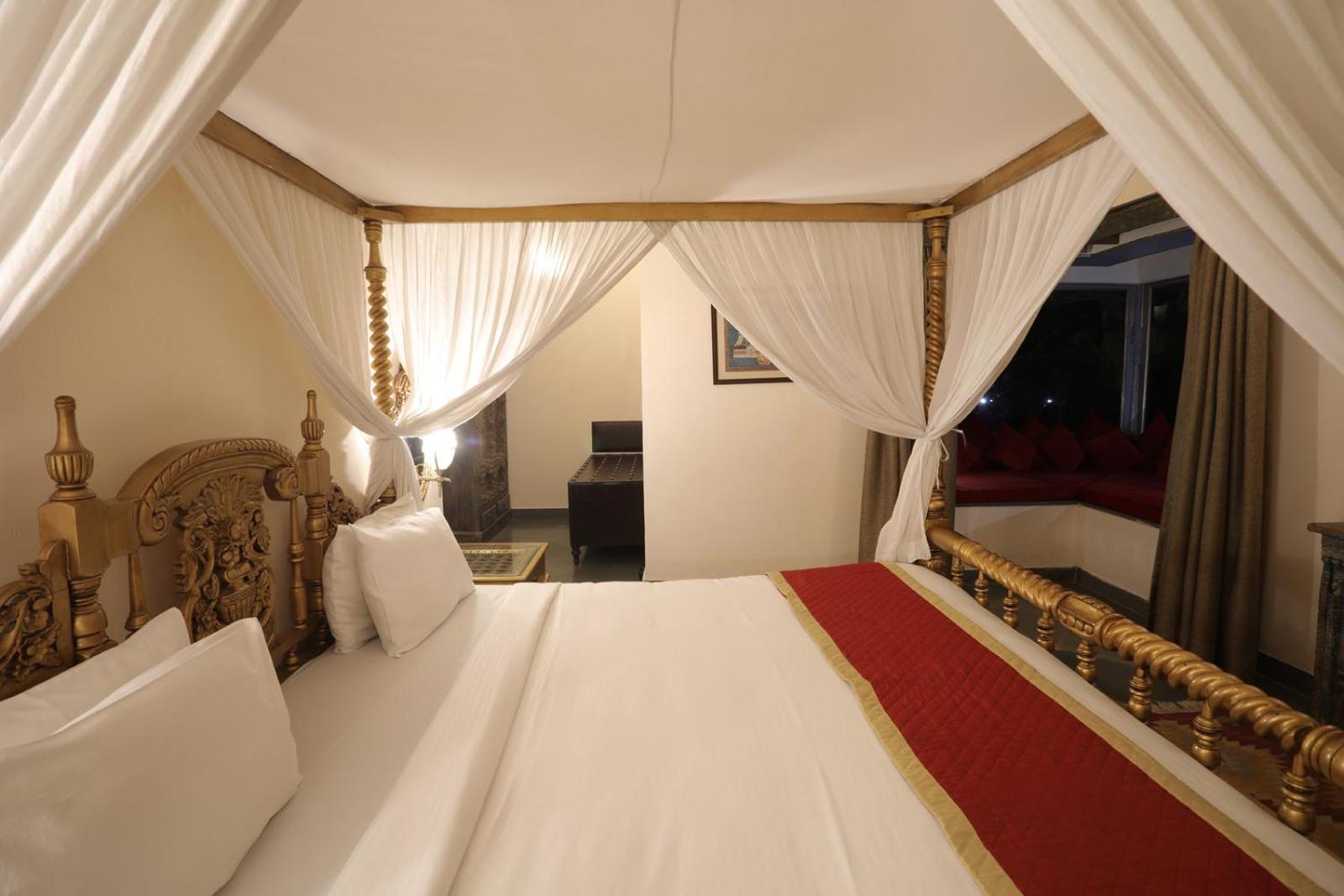 The Royal Retreat Resort & Spa Udaipur Exterior foto